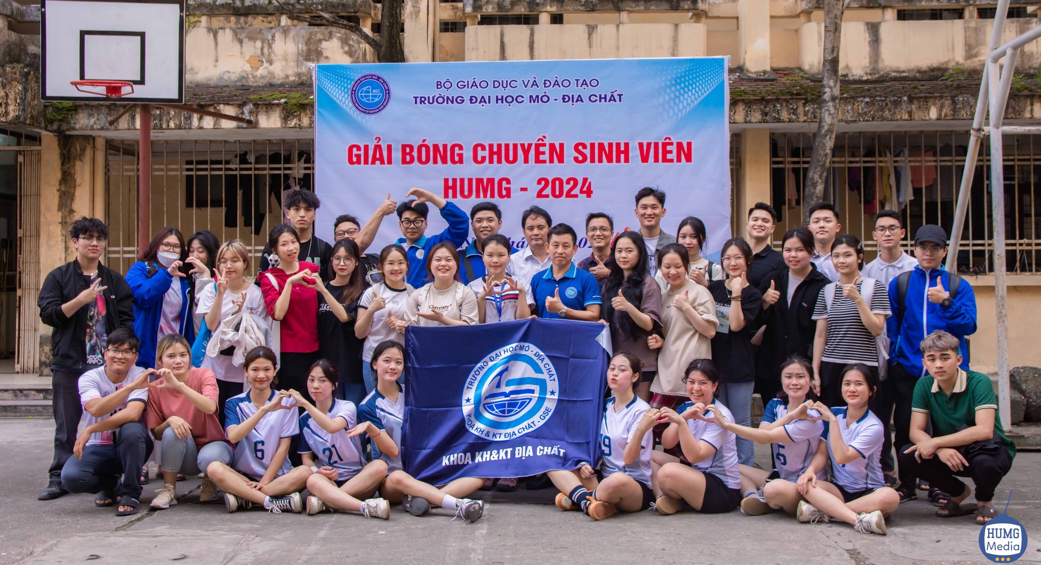 CHUNG KẾT GIẢI BÓNG CHUYỀN NAM, NỮ SINH VIÊN HUMG 2024|